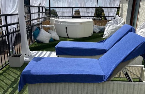 Rapallo Apartment | Appartamento Rapallo Sky Garden Maria Jose Liguria - Attico vista mare - Terraces - 2 bagni- 2 Camera da Letto - Box, Wi-fi, Idromassaggio Free inteiro Attico per Voi, con Ascensore
