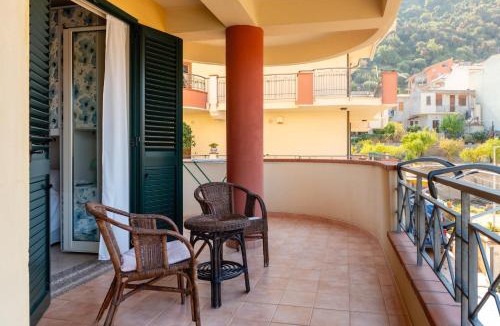 Piraino Apartment | Appartamento Vacanza Gliaca