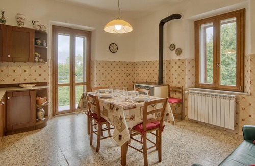 Piancastagnaio Apartment | Are you looking for a family-friendly vacation spot in beautiful surroundings? Then this vacation ap