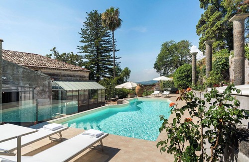 Piedimonte Etneo Villa | Aristocratic villa with private pool and garden