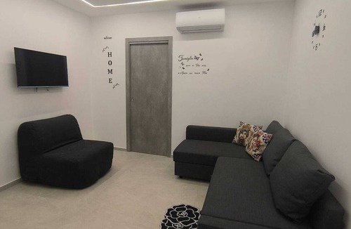 Caltagirone Apartment | Art Retreat in Caltagirone