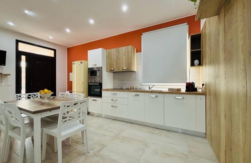 Solarino House | As at home