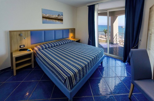 Cefalu Hotel | Astro Suite