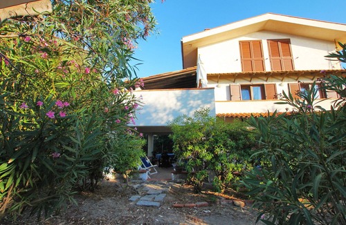 Piana Calzata Apartment | At 20 METERS (REAL!) from the BEACH with DIRECT ACCESS! 10 minutes from Cefalu