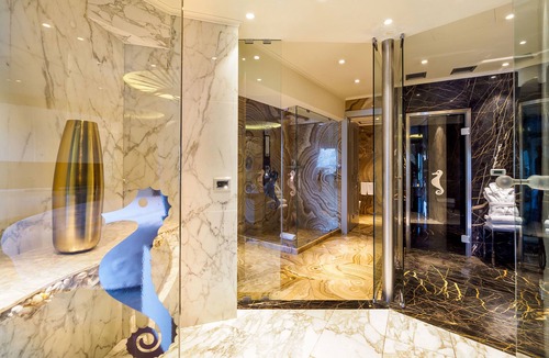 Mazzaro Hotel | Atlantis Bay - The Leading Hotel of the World
