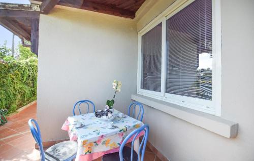 Santa Maria del Mare Torrazzo Apartment | Awesome Apartment In Staletti With Swimming Pool