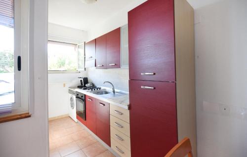 Santa Maria del Mare Torrazzo Apartment | Awesome Apartment In Staletti With Swimming Pool