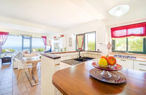 Caronia House | Awesome home in Caronia