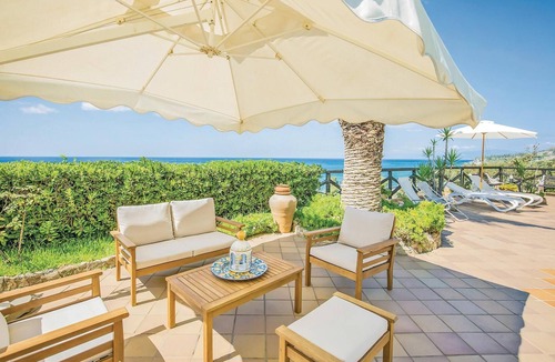 Costa dei Monaci House | Awesome home in Parghelia VV