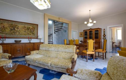 Sorrentini House | Awesome Home In Patti With Wifi