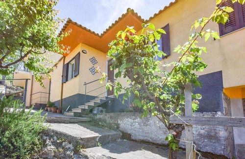 Sinagra House | Awesome home in Sinagra with WiFi