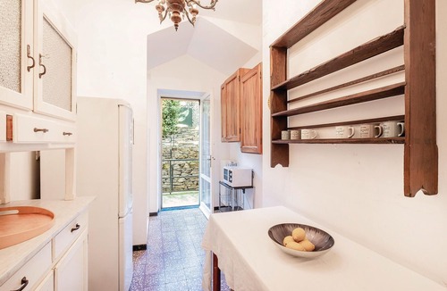 Zoagli House | Awesome home in Zoagli -GE- with house sea view