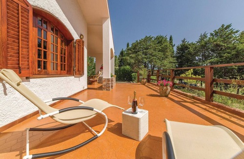 Sambuca di Sicilia House | Awesome home in Sambuca di Sicilia with WiFi
