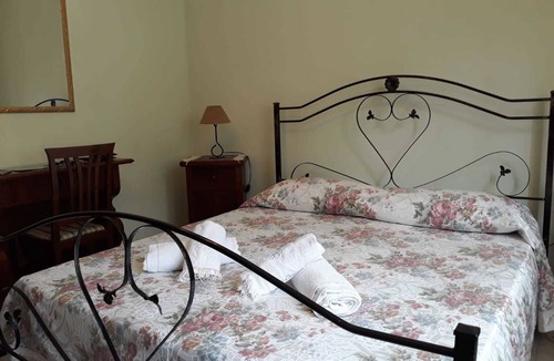 Paola Bed & Breakfast | B&B Colle degli Ulivi