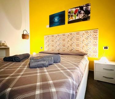 Quartieri Spagnoli Bed & Breakfast | B&B Cosmoneapolitan