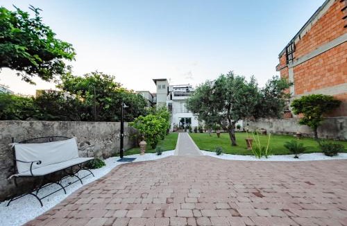 Nizza di Sicilia Bed & Breakfast | B&B Ottocento Sul Mare