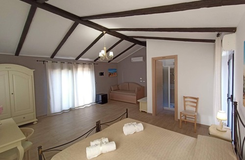 Falconara Bed & Breakfast | B&B Villa Sara Falconara