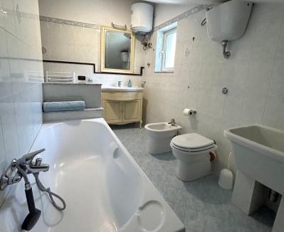 Monte Chiaro Apartment | Balcone sul Vesuvio