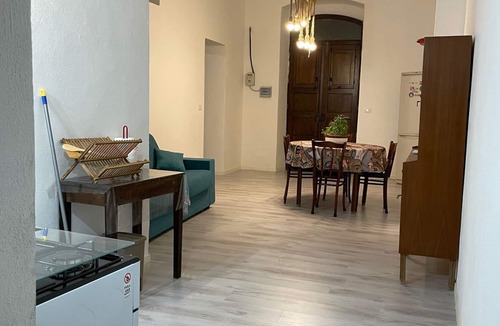 Catona Apartment | Barefoot on the Strait 2
