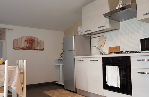 Acradina Apartment | Barolo houses with large terrace and swimming pool for the whole family