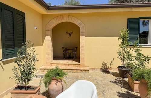 Mazzarino Apartment | Bartoli Estate - Bouganville Apartment