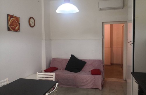Province of Messina Apartment | basement with outdoor area, also with pet