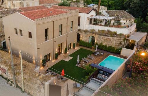 Kalsa Hotel | Bastione Spasimo Boutique Hotel