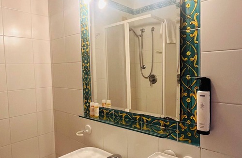 Spisone Hotel | BAY PALACE MAZZARO'