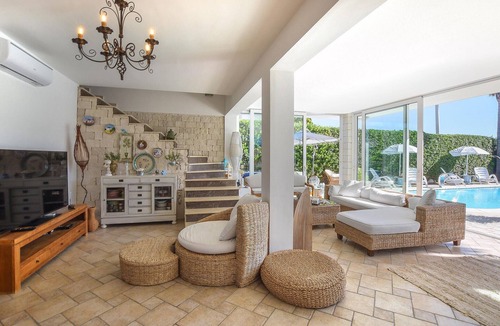 Casuzze House | Beach front home in Casuzze-Finaiti with sauna
