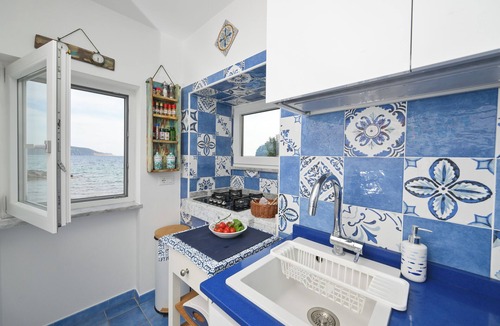 Ischia Porto House | Beach House Ischia – Seafront, Castle & Sea Views - Central Location -