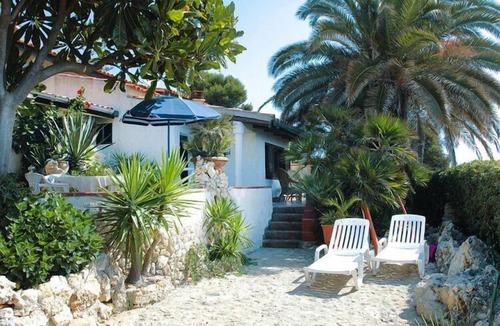 Fontane Bianche House | Beach Villa in Fontane Bianche for 4