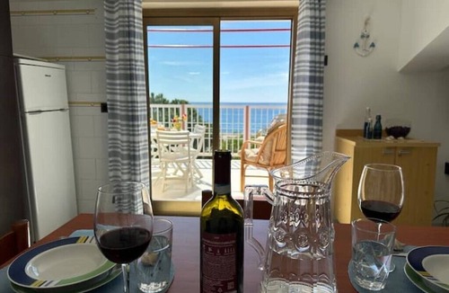 San Lorenzo Apartment | Beachfront House - Private Terrace - 6 Guests