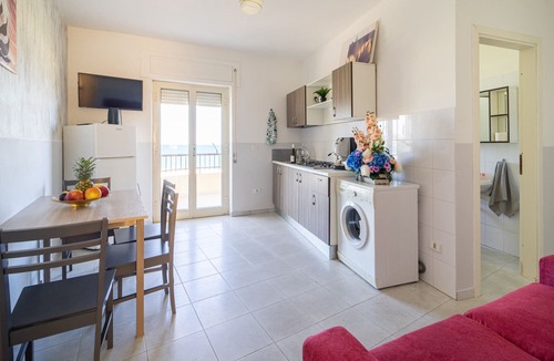 Marina di Strongoli Apartment | Beachfront apartment with exclusive access
