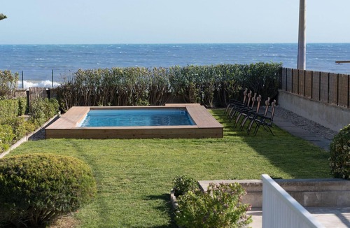 Marina di Modica Villa | Beachfront property with garden, pool and splendid sea view