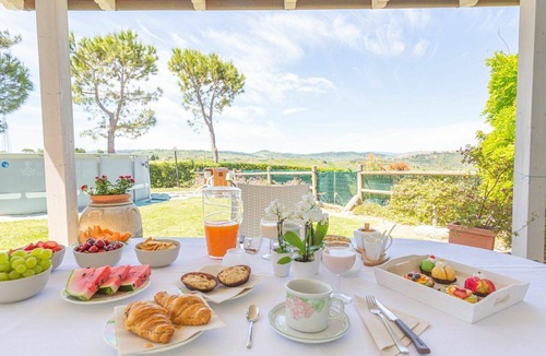 Montenero di Bisaccia House | Beautiful private villa for 9 guests with private pool, WIFI, TV, terrace and pets allowed