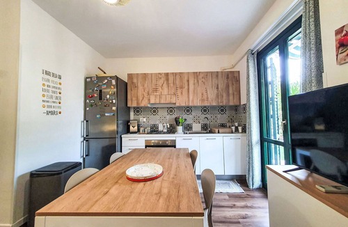 Campofelice di Roccella Apartment | Beautiful apartment for 2 guests with A/C, WIFI, private pool, TV and terrace