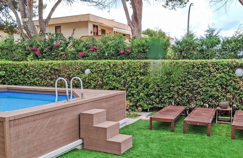 Campofelice di Roccella Apartment | Beautiful apartment for 2 guests with A/C, WIFI, private pool, TV and terrace