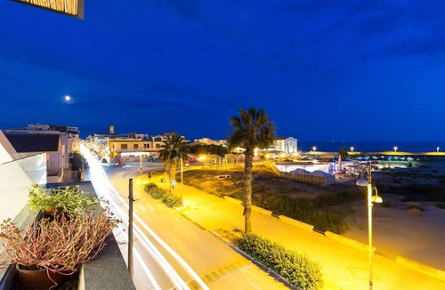 Donnalucata Apartment | Beautiful Apartment in Donnalucata with Terrace and Panoramic View