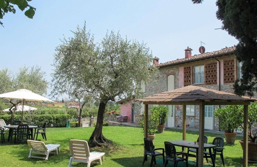 San Michele di Moriano Villa | Beautiful apartment in villa for 3 people with pool, A/C, WIFI, TV and terrace
