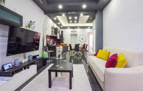 Mitogio House | Beautiful Home In Mitogio With Wifi