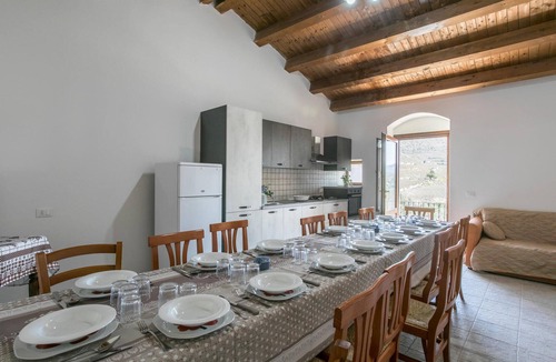 Ragusa House | Beautiful home in Ragusa with WiFi
