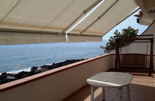 Belvedere Marittimo House | Beautiful house Sea front with a natural cliff