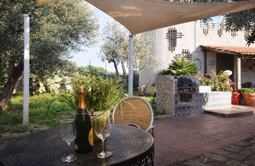 Ragusa House | Beautiful villa for 6 people with WIFI and patio