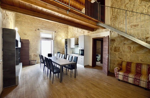Santa Croce Camerina Villa | Beautiful private villa with A/C, private pool, WIFI, TV, patio, pets allowed and panoramic view