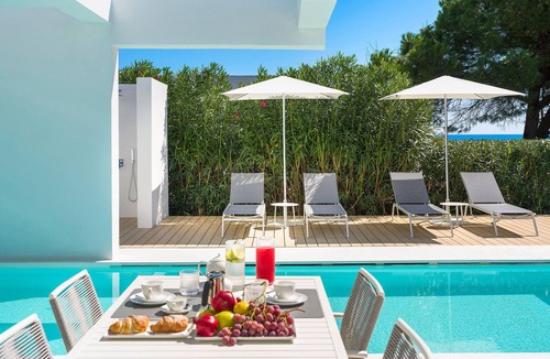Punta Milocca Villa | Beautiful modern villa with private pool, just steps from the sea in Fanusa, Syracuse.