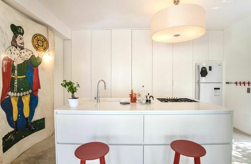 Terrasini Villa | Beautiful private villa for 4 guests with WIFI, private pool, A/C, TV and patio