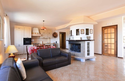Syracuse Villa | Beautiful private villa for 7 people with private pool, A/C, WIFI, TV and terrace