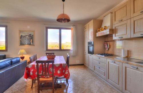 Syracuse Villa | Beautiful private villa for 7 people with private pool, A/C, WIFI, TV and terrace