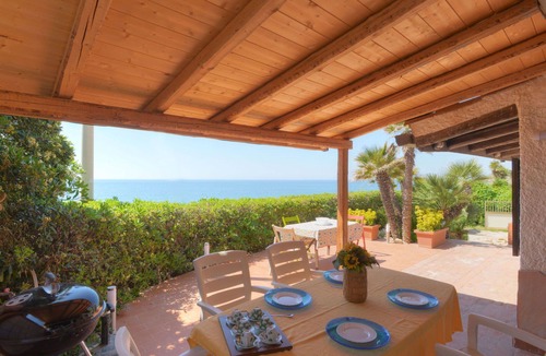 Fontane Bianche Villa | Beautiful private villa for 4 people with A/C, WIFI, TV, terrace and pets allowed