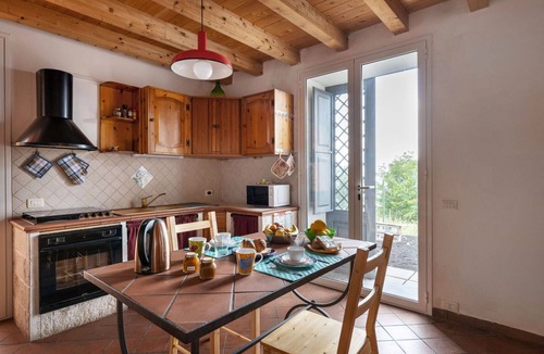 Zafferana Etnea House | Beautiful private villa for 6 people with WIFI, TV, terrace and pets allowed